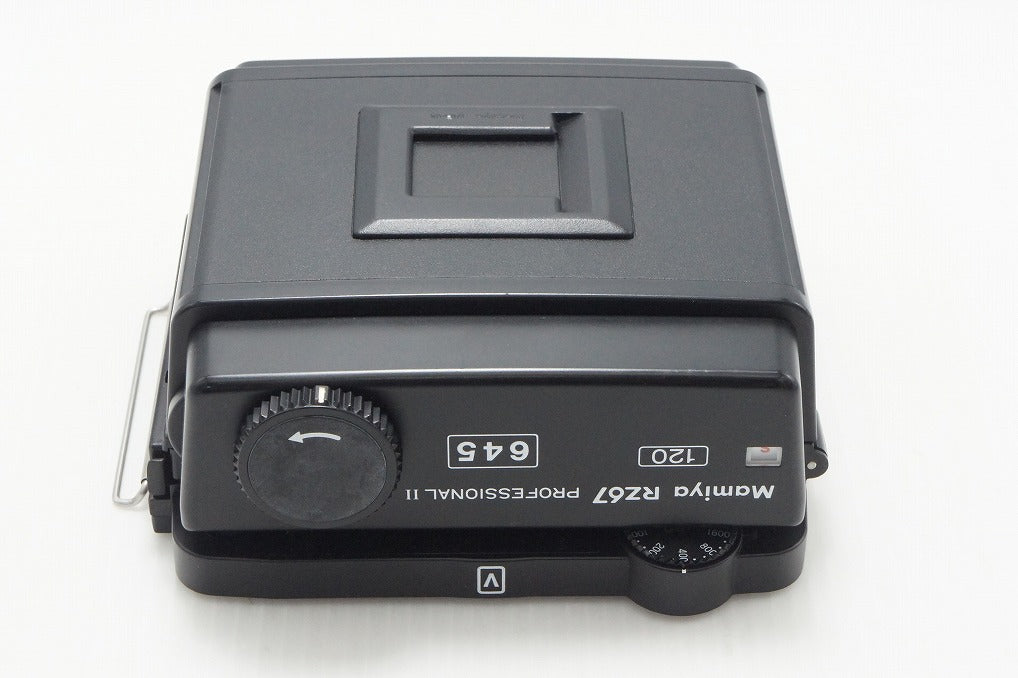 美品 Mamiya マミヤ RZ67 PROFESSIONAL II 645 120 フィルムバック 中判 ケース 遮光板 キャップ付 260804y