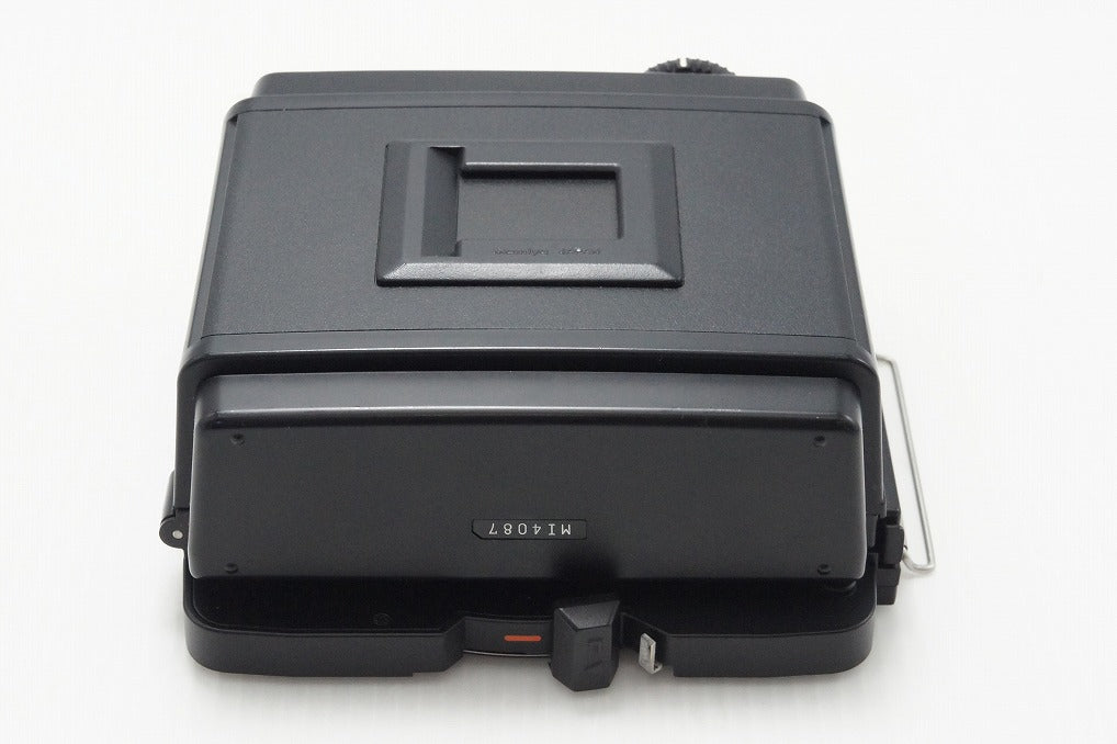 美品 Mamiya マミヤ RZ67 PROFESSIONAL II 645 120 フィルムバック 中判 ケース 遮光板 キャップ付 260804y