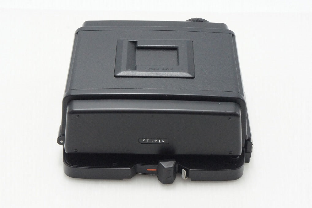 美品 Mamiya マミヤ RZ67 PROFESSIONAL II 645 120 中判 フィルムバック ケース 遮光板 キャップ付 260804w