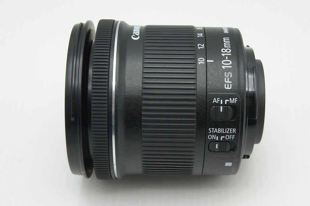 良品 Canon キヤノン EF-S 10-18mm F4.5-5.6 IS STM ズームレンズ APS-C フード付 260116k