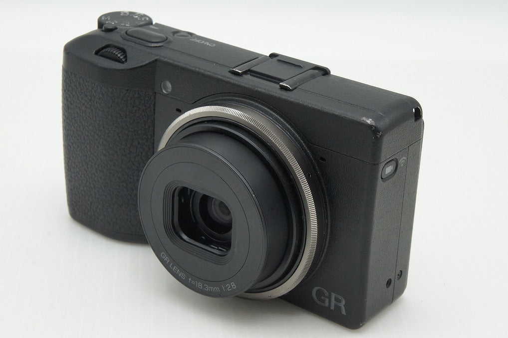 RICOH リコー GR III 24.2MP APS-C コンパクトデジタルカメラ 260116a