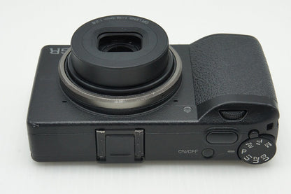 RICOH リコー GR III 24.2MP APS-C コンパクトデジタルカメラ 260116a