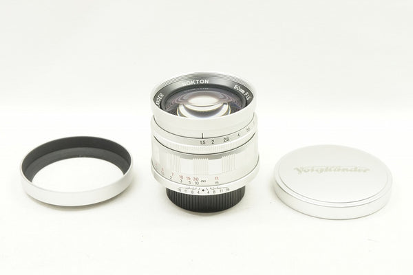 美品 VOIGTLANDER Nokton 50mm F1.5 Aspherical for Leica ライカ L39 Screw Mount シルバー 240501a