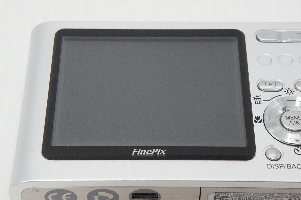 Good Condition FUJIFILM FinePix Z2 Compact Digital Camera Silver 260427i