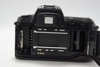 Nikon ニコン F60 + AF NIKKOR 28-80mm F3.5-5.6D フィルム一眼レフカメラ 260806u