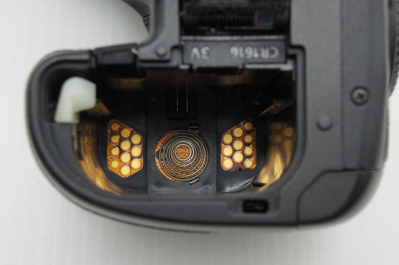 良品 Canon キヤノン EOS 7D ボディ デジタル一眼レフカメラ 260116g