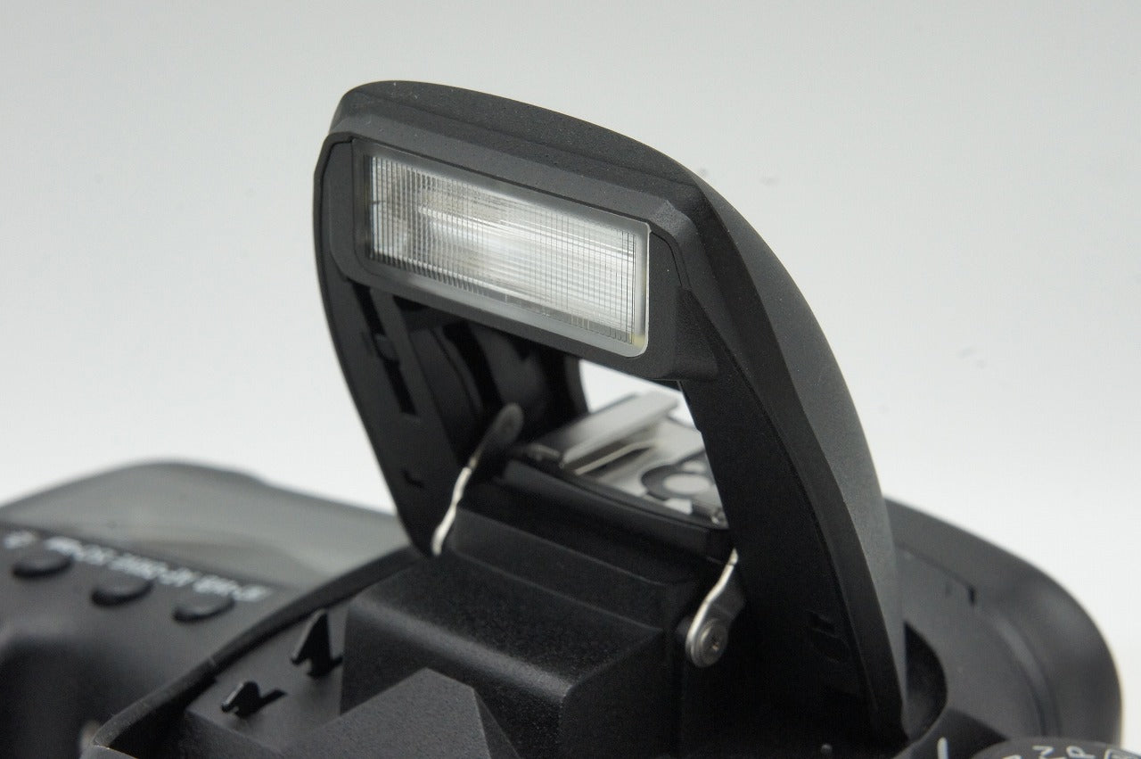 良品 Canon キヤノン EOS 7D ボディ デジタル一眼レフカメラ 260116g