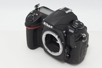 良品 Nikon ニコン D300 ボディ デジタル一眼レフカメラ 260427w