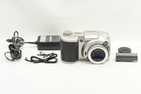 良品 FUJIFILM フジフィルム Finepix 2900Z コンパクトデジタルカメラ 241007m