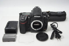 Nikon ニコン D700 ボディ デジタル一眼レフカメラ MB-D10 マルチパワーバッテリーパック付 260806ac