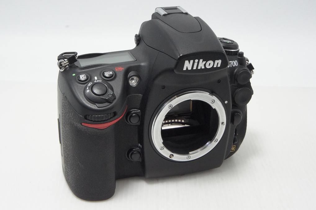 Nikon ニコン D700 ボディ デジタル一眼レフカメラ MB-D10 マルチパワーバッテリーパック付 260806ac