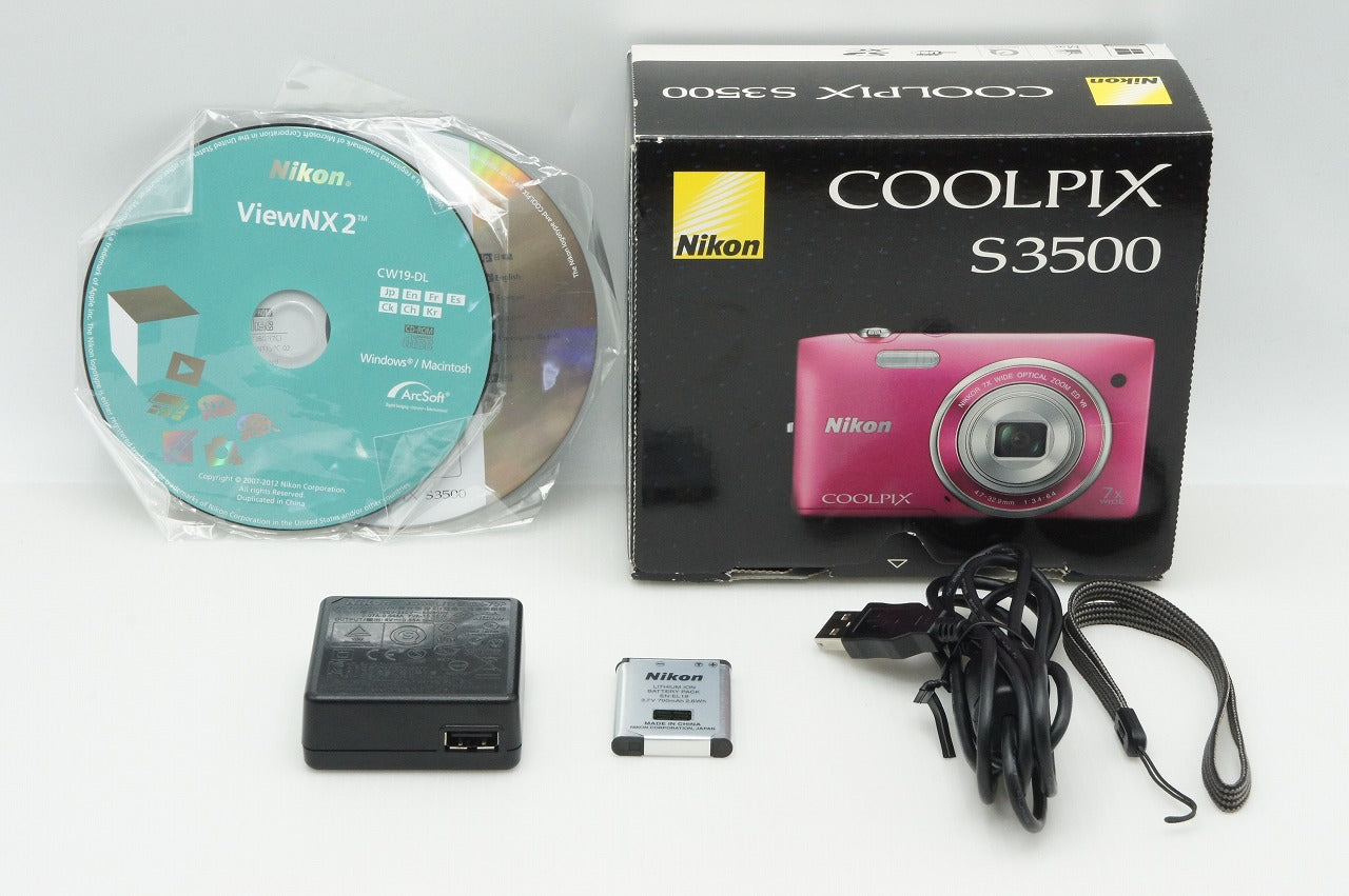 美品 Nikon ニコン COOLPIX S3500 コンパクトデジタルカメラ クリスタルシルバー 元箱付 260121b