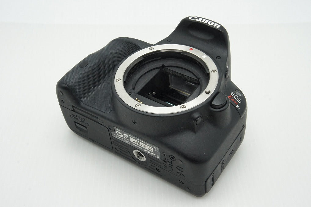 良品 Canon キヤノン EOS Kiss X7 ボディ+ EF-S 18-55 IS STM レンズキット デジタル一眼レフカメラ 元箱付 260121w