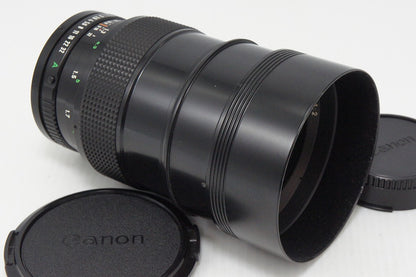 Excellent condition Canon NEW FD 135mm F2 Built-in Hood MF Prime Lens 260424s