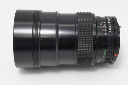Excellent condition Canon NEW FD 135mm F2 Built-in Hood MF Prime Lens 260424s