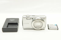 良品 FUJIFILM フジフィルム FinePix F100fd コンパクトデジタルカメラ シルバー 241127n