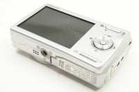 良品 FUJIFILM フジフィルム FinePix F100fd コンパクトデジタルカメラ シルバー 241127n