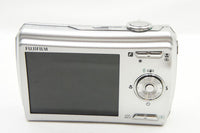 良品 FUJIFILM フジフィルム FinePix F100fd コンパクトデジタルカメラ シルバー 241127n