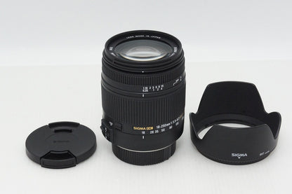 良品 SIGMA シグマ 18-250mm F3.5-6.3 DC MACRO HSM PENTAX ペンタックス Kマウント ズームレンズ フード付 260428aq