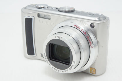 Excellent condition Panasonic LUMIX DMC-TZ5 Compact Digital Camera Silver with original box 260430l