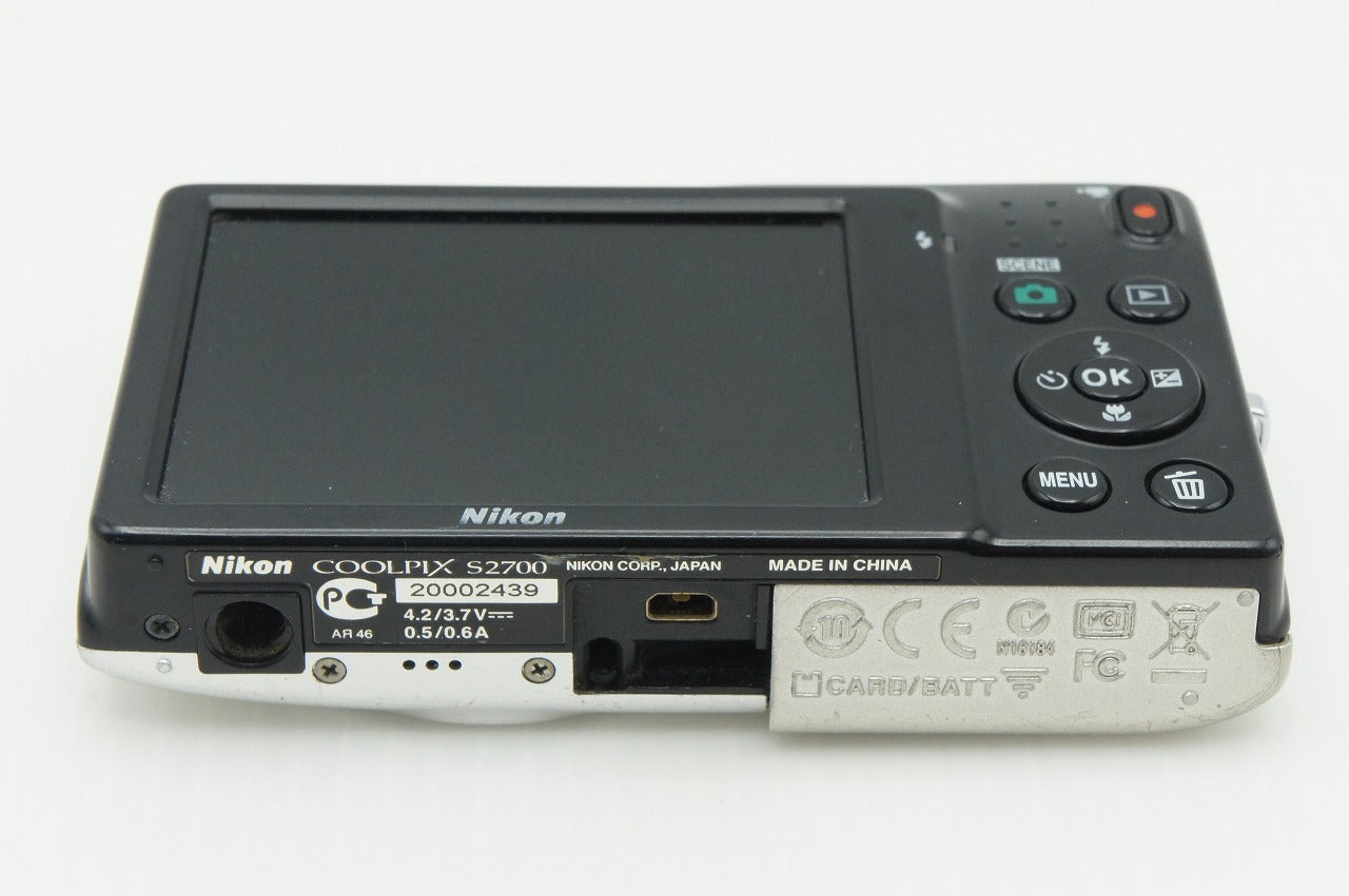Nikon ニコン COOLPIX S2700 コンパクトデジタルカメラ シルバー 260121r