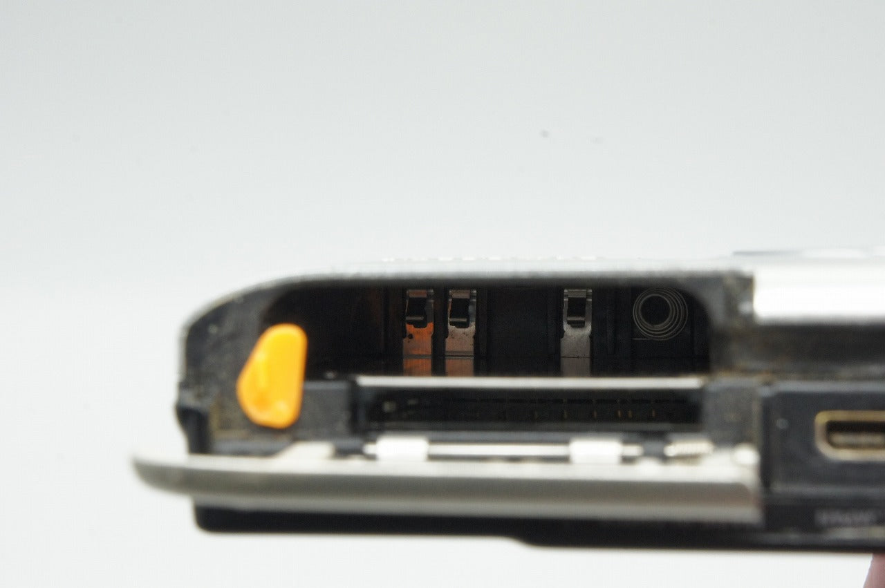 Nikon ニコン COOLPIX S2700 コンパクトデジタルカメラ シルバー 260121r