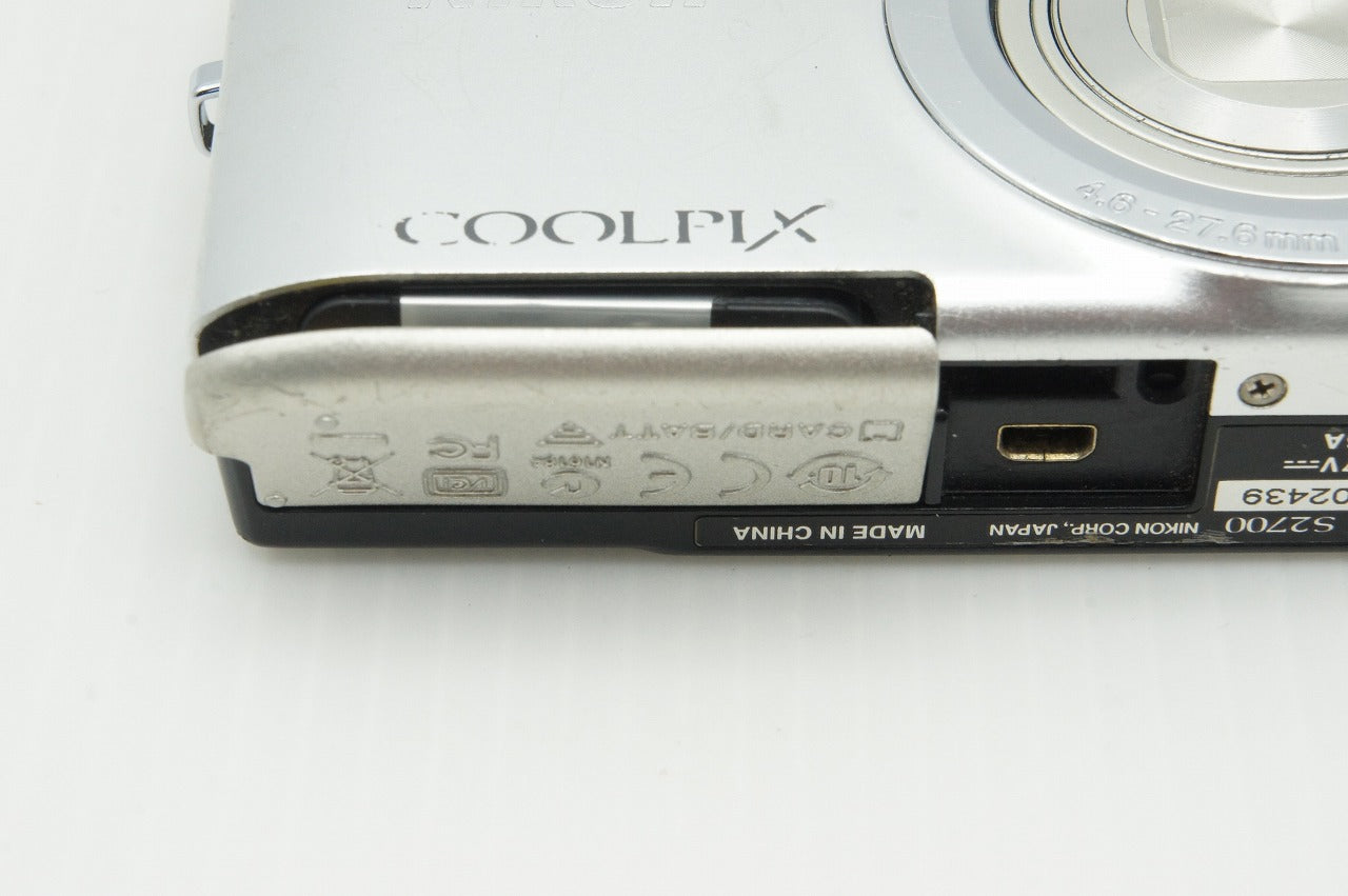 Nikon ニコン COOLPIX S2700 コンパクトデジタルカメラ シルバー 260121r