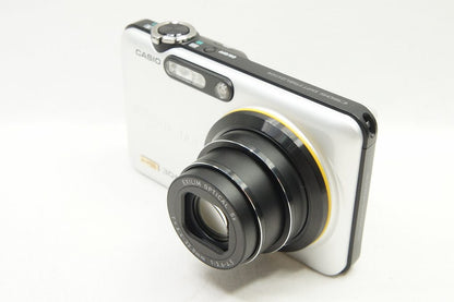 CASIO カシオ EXILIM EX-FC100 コンパクトデジタルカメラ ホワイト 元箱付 250509l