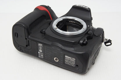 美品 Nikon ニコン D300 ボディ デジタル一眼レフカメラ 260501r