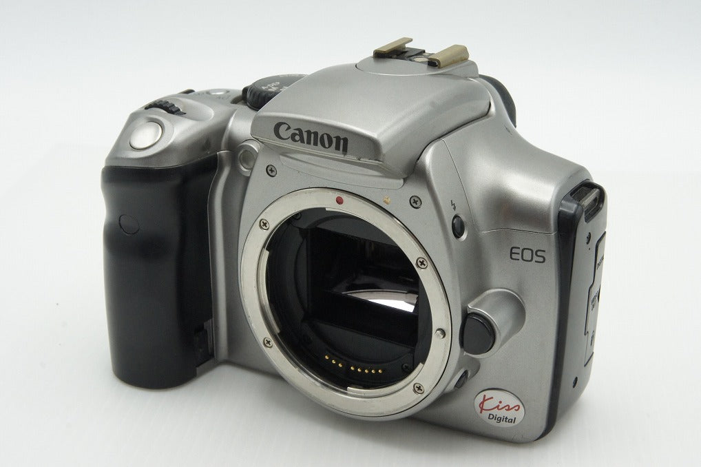 Canon キヤノン EOS Kiss Digital ボディ デジタル一眼レフカメラ シルバー 260123f