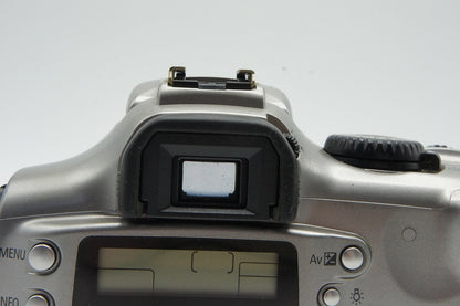 Canon キヤノン EOS Kiss Digital ボディ デジタル一眼レフカメラ シルバー 260123f