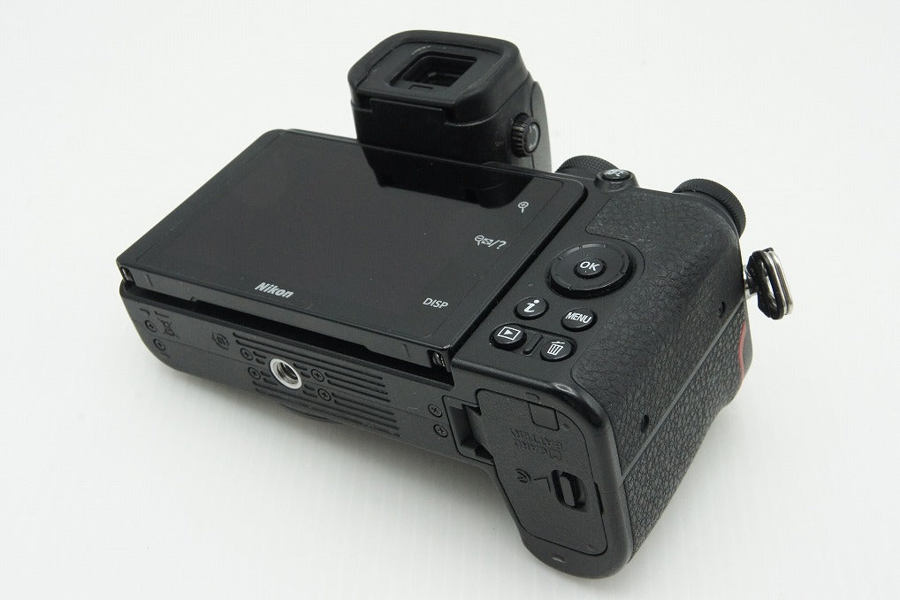 美品 Nikon ニコン Z 50 ボディ + NIKKOR Z DX 16-50mm F3.5-6.3 VR レンズキット ミラーレス一眼カメラ 260120a