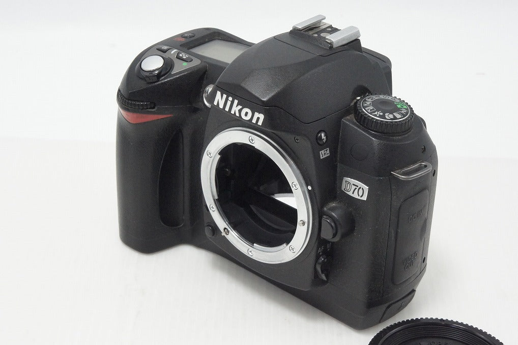 良品 Nikon ニコン D70 ボディ デジタル一眼レフカメラ 260804j