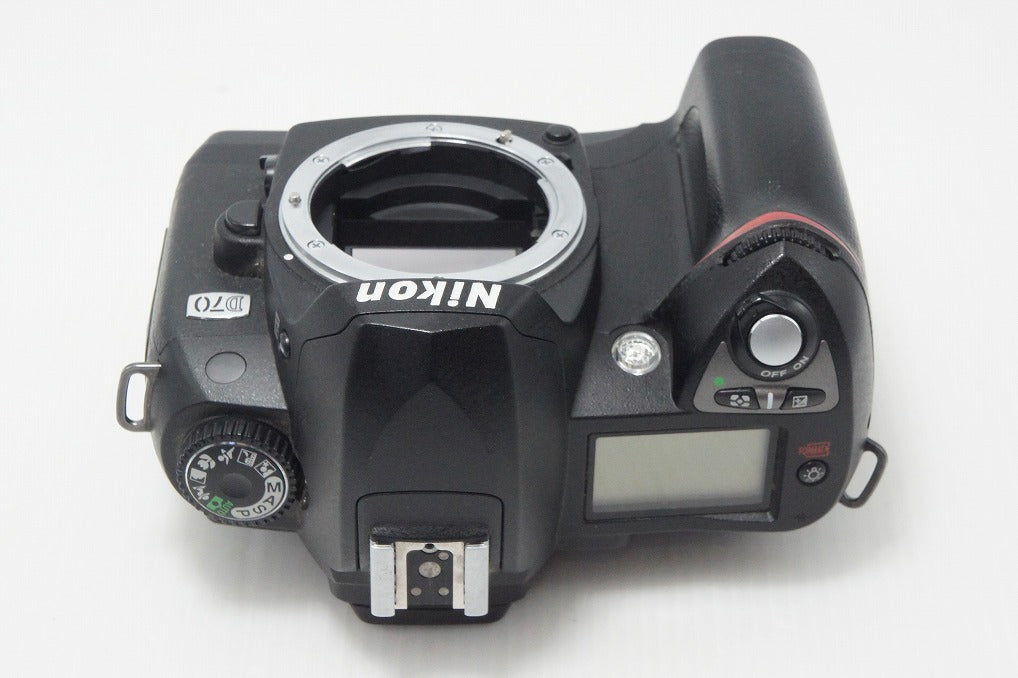 良品 Nikon ニコン D70 ボディ デジタル一眼レフカメラ 260804j