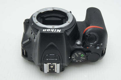 美品 Nikon ニコン D5500 ボディ デジタル一眼レフカメラ 260309aj