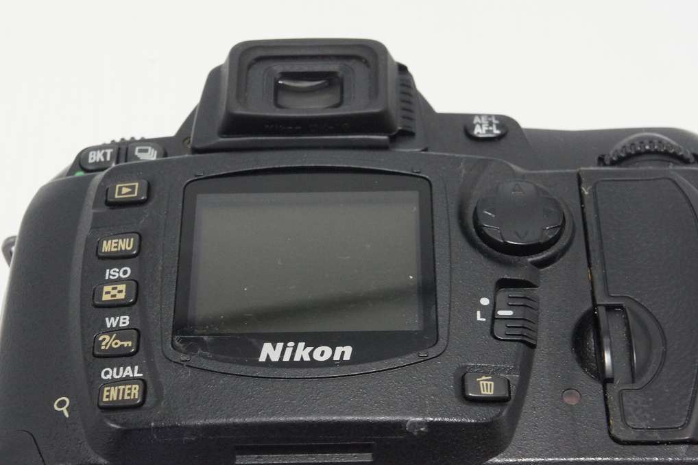 Nikon ニコン D70 ボディ デジタル一眼レフカメラ 260807u
