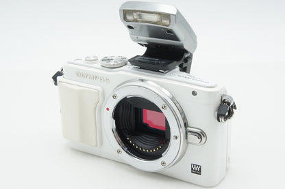 OLYMPUS オリンパス PEN Lite E-PL6 ボディ ミラーレス一眼カメラ ホワイト 元箱付 260310af