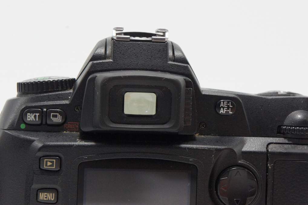 Nikon ニコン D70 ボディ デジタル一眼レフカメラ 260807u