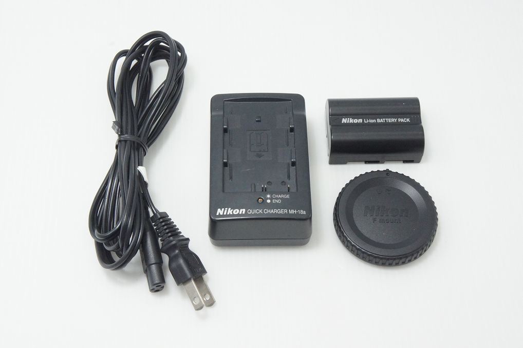 Nikon ニコン D70 ボディ デジタル一眼レフカメラ 260807u