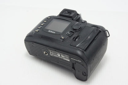 Nikon D70 Digital SLR Camera Body Black with Bag 260804e