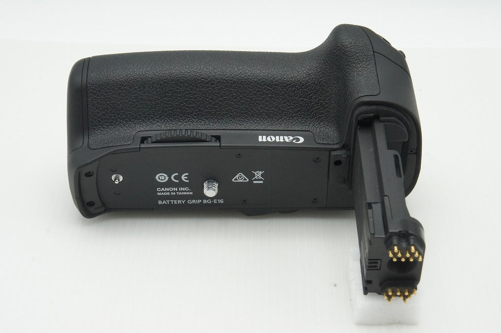 良品 Canon キヤノン BG-E16 EOS 7D Mark II用バッテリーグリップ E16A E16L 元箱付 260122n