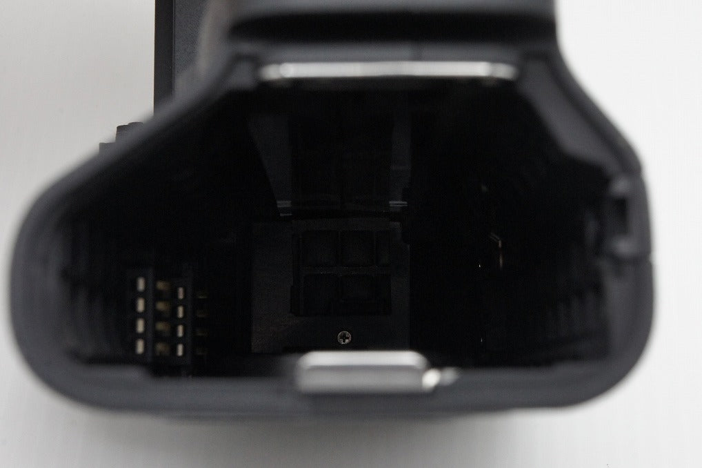 良品 Canon キヤノン BG-E16 EOS 7D Mark II用バッテリーグリップ E16A E16L 元箱付 260122n