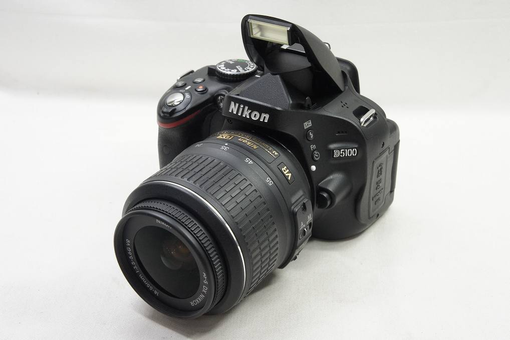 Nikon D5100 ボディ + AF-S DX NIKKOR 18-55mm VR レンズキット デジタル一眼レフカメラ 250515g