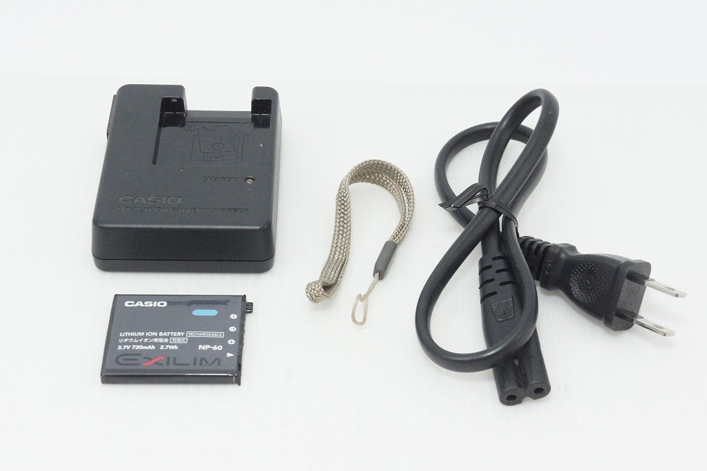 良品 CASIO カシオ EXILIM EX-S10 コンパクトデジタルカメラ シルバー 260430m