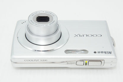 Nikon ニコン COOLPIX S200 コンパクトデジタルカメラ シルバー 元箱付 260430f