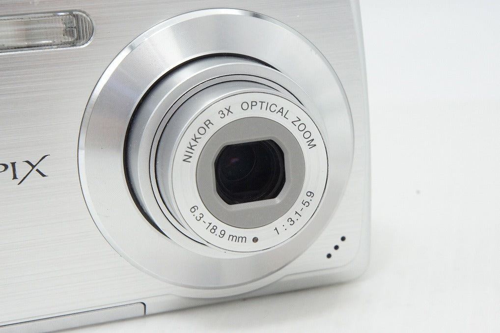 Nikon ニコン COOLPIX S200 コンパクトデジタルカメラ シルバー 元箱付 260430f