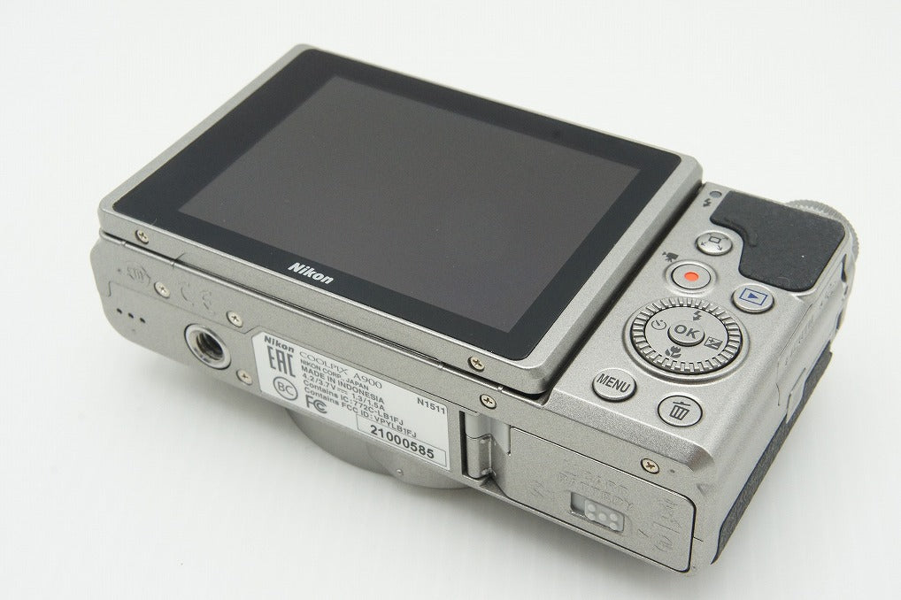 美品 Nikon ニコン COOLPIX A900 コンパクトデジタルカメラ シルバー 元箱付 260126s