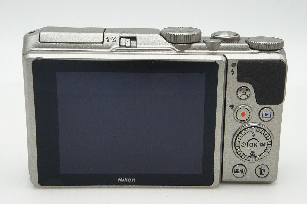 美品 Nikon ニコン COOLPIX A900 コンパクトデジタルカメラ シルバー 元箱付 260126s