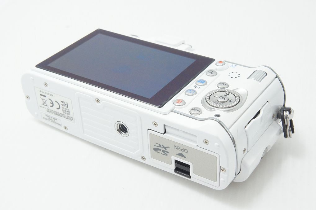 OLYMPUS オリンパス PEN E-P3 ボディ ミラーレス一眼カメラ ホワイト 260812ad