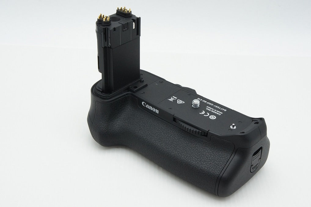 美品 Canon キヤノン BG-E16 EOS 7D Mark II用 バッテリーグリップ E16A E16L 元箱付 260310g
